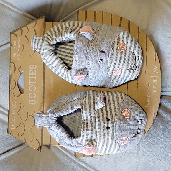 Baby booties - Picture 2 of 5